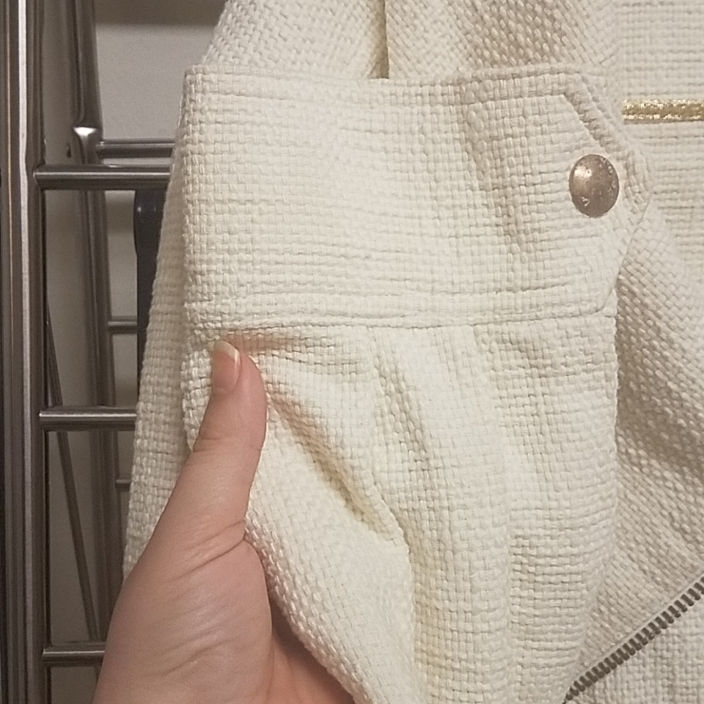 Jacket - Picture 3 of 4